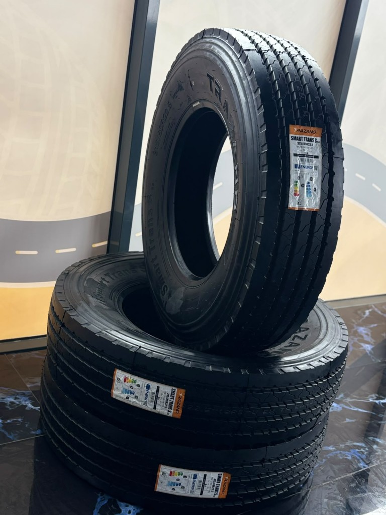 Pneu Trazano 315/80R22.5 em promoção na loja do aeroporto